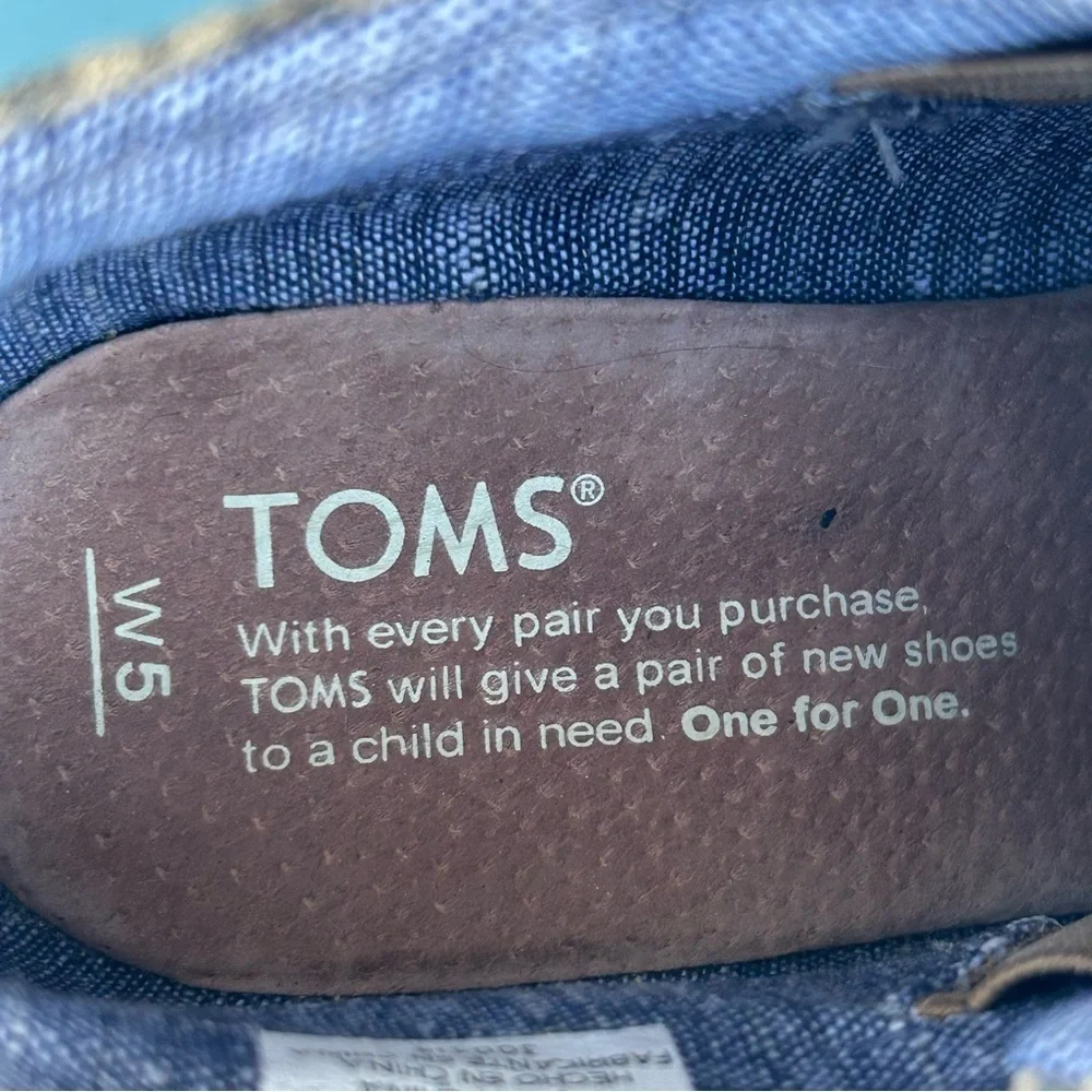 TOMS Leopard Print Wedge Booties Size 5